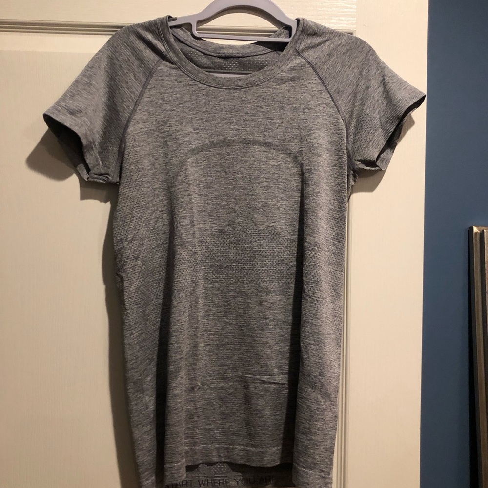 lululemon athletica Gray Short Sleeve Swiftly Tech